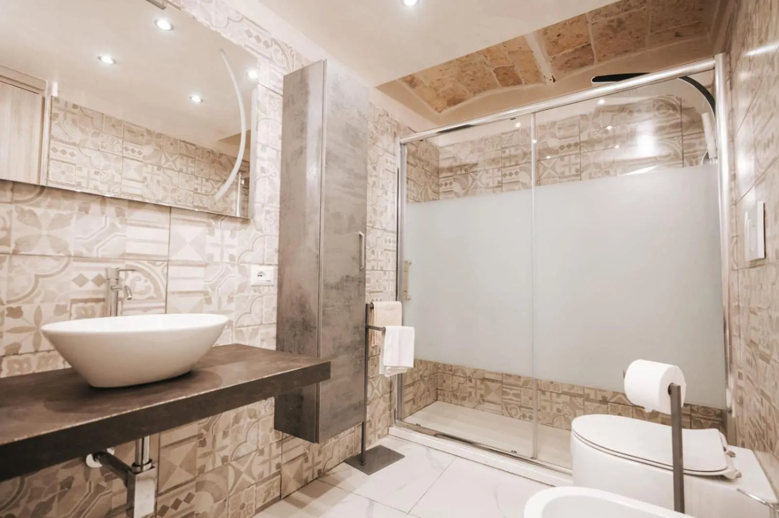 Maison27 Bari 0*,