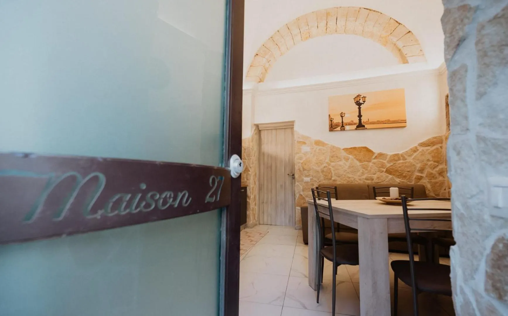Maison27 Bari