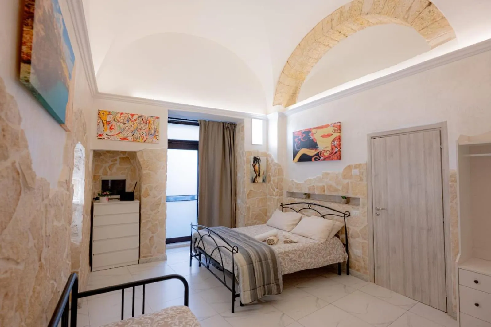 Maison27 Bari